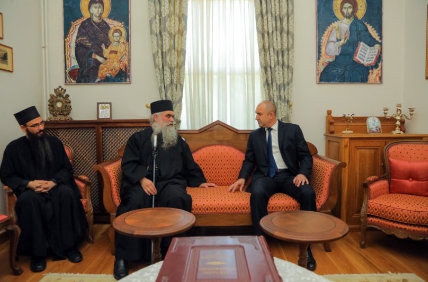 Светата Зографска обител продължава да бъде пазител на Православието и